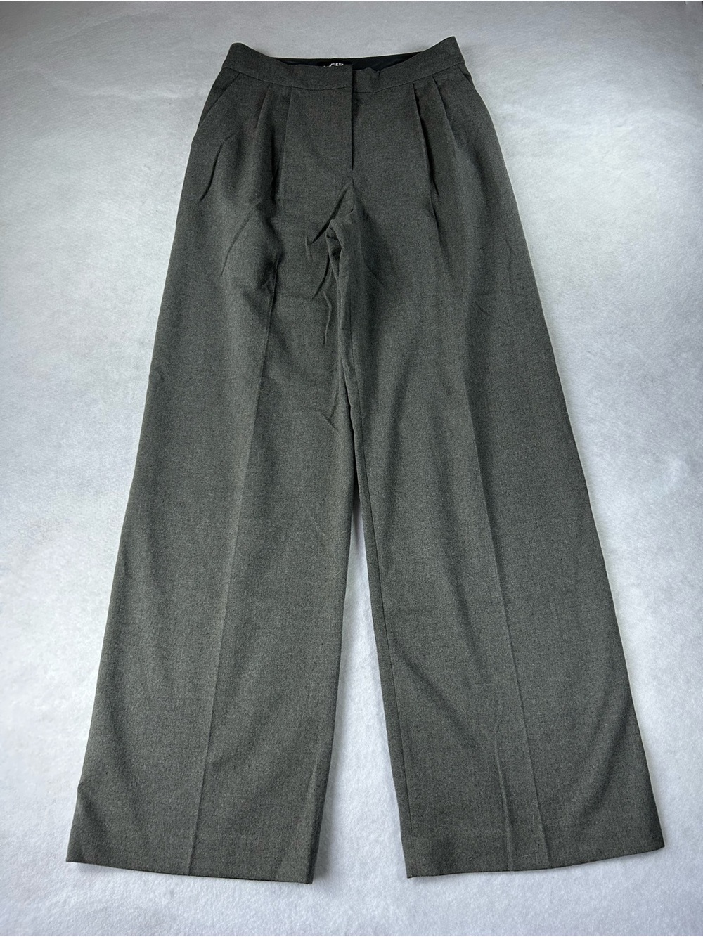 Express Gray Super High Rise Trouser Pants Size 6 Regular